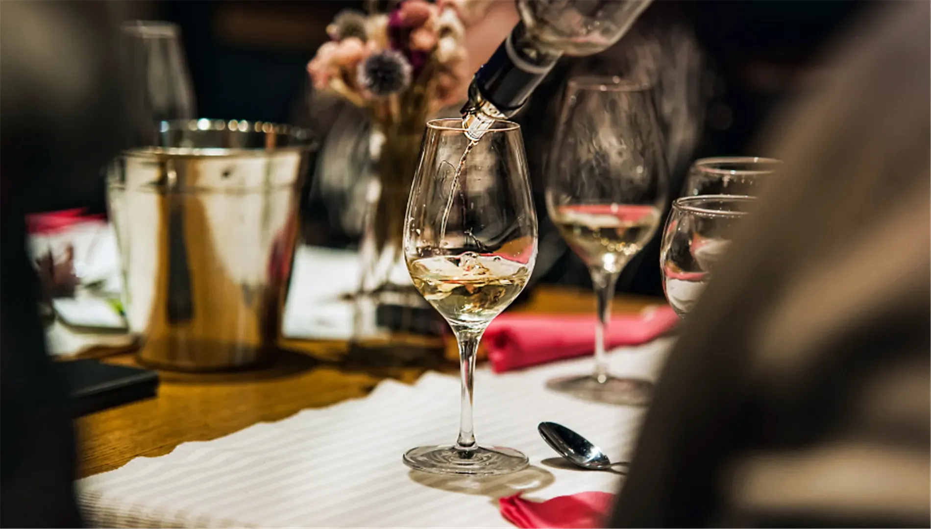 Kein Bildtext verfügbar